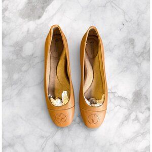 NIB Giani Bernini Women's Aerinn Leather Ballet Flats Sz 9 NIB